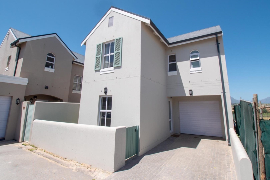 3 Bedroom Property for Sale in Nooitgedacht Village Western Cape